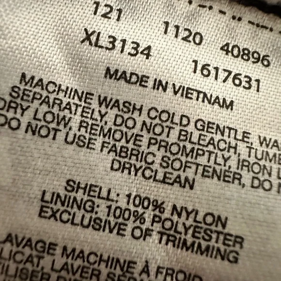 Columbia Women’s Hooded Windbreaker Jacket - Picture 11 of 11